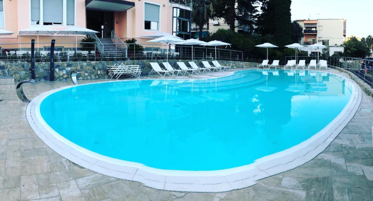 Hotel Napoleon Sanremo Exterior foto