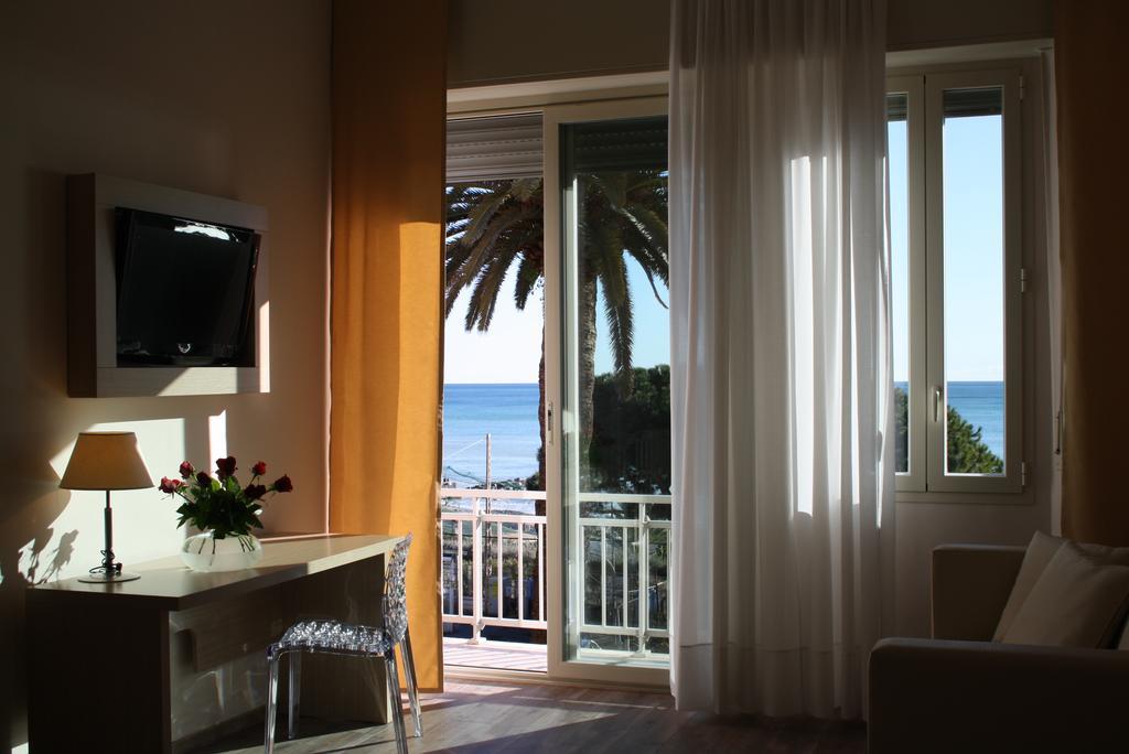 Hotel Napoleon Sanremo Exterior foto