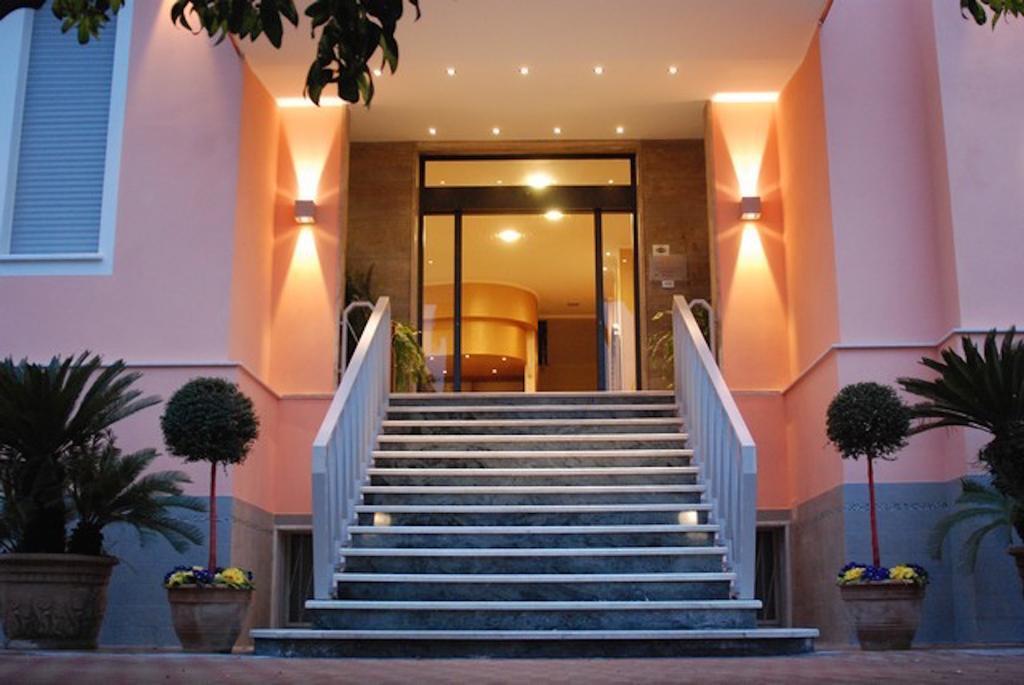 Hotel Napoleon Sanremo Exterior foto